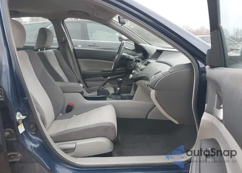 2008 Honda Accord 2.4 Lx z USA, uszkodzony, nr VIN 1HGCP25328A092971